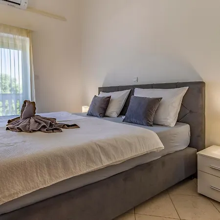 Apartment Rok