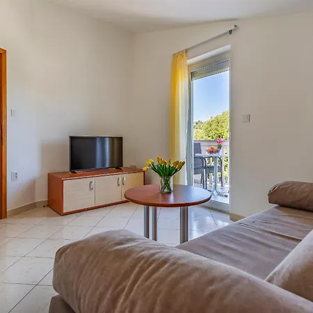 Rok Apartment *