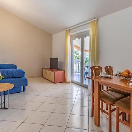 Rok Apartment