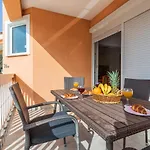 Rok Apartment