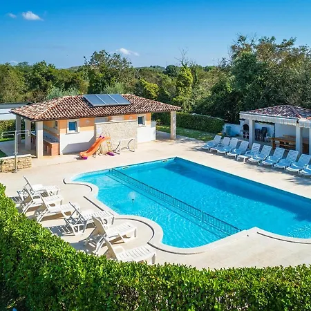 Appartamento Rok Pola