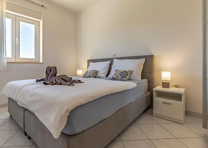 Rok Apartment